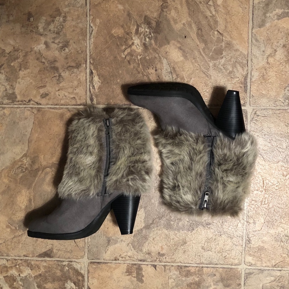 Faux Fur Wide Suede Boots.